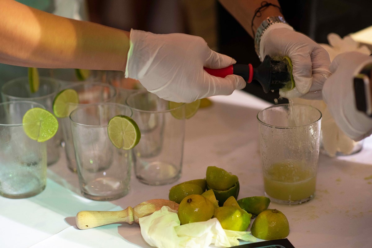 Creative Cocktails | Fun & Creative Team Building Experience ...